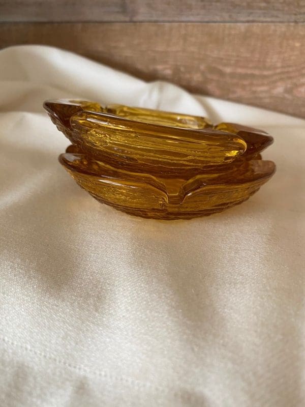 Vintage amber glass ashtrays set 2