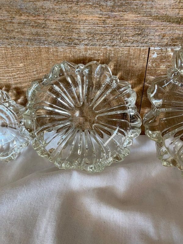 Vintage glass ashtrays set of three flower shaped middle size