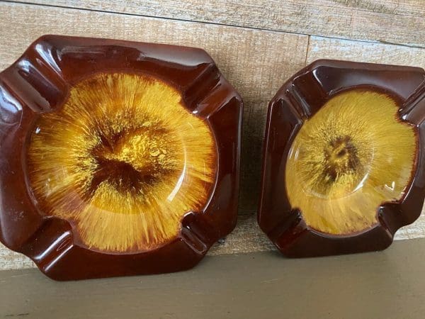 Blue Mountain Pottery ashtrays Harvest Gold set BMP zoomed in pair