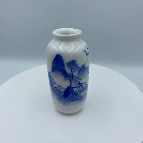 vintage blue and white porcelain 1