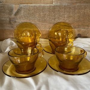 Amber glass tea cups or coffee mugs 1960s