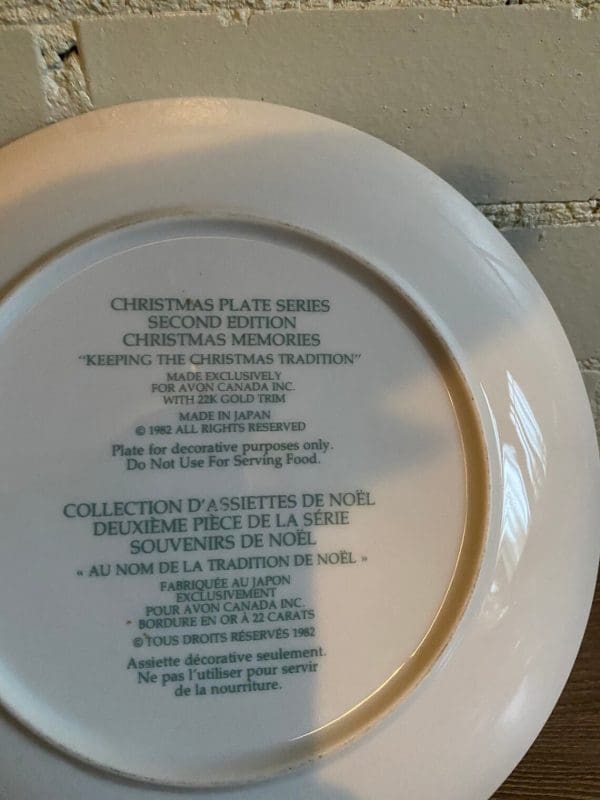 Avon Christmas plate 1982 back