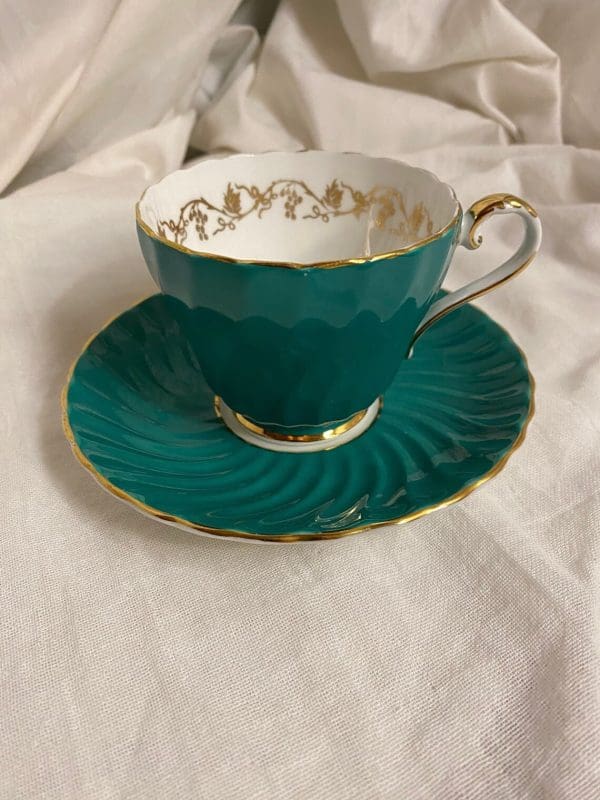 Aynsley tea cup and saucer green and gold 1950s