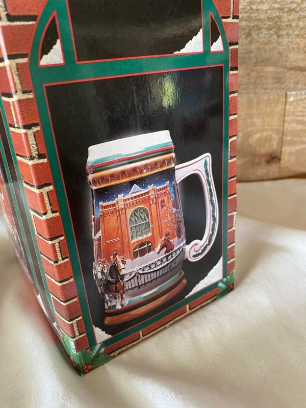 1997 Budweiser holiday stein box side