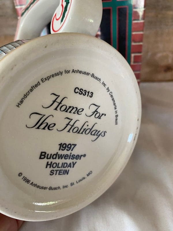 1997 Budweiser holiday stein bottom