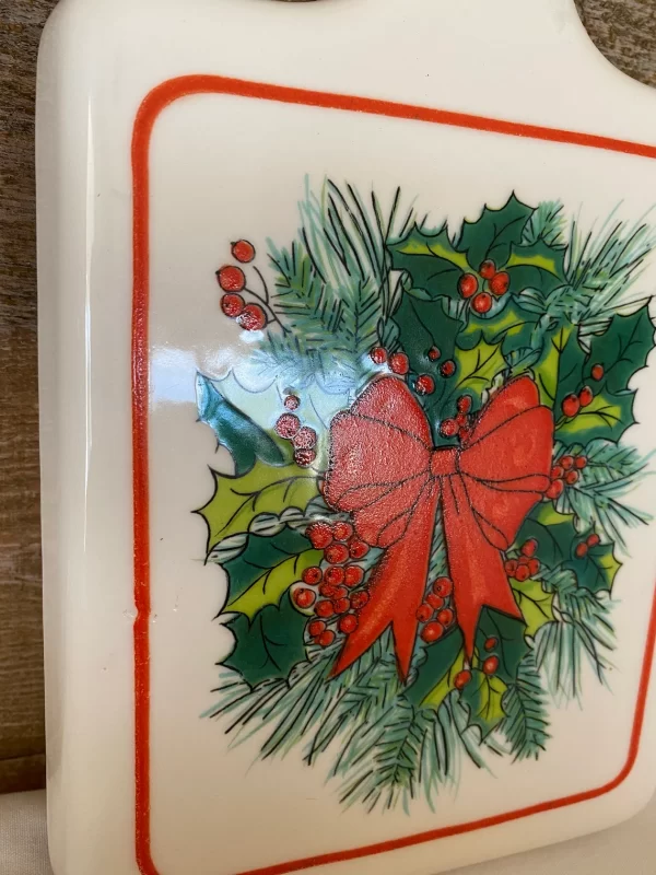 Christmas trivets showing applied design close