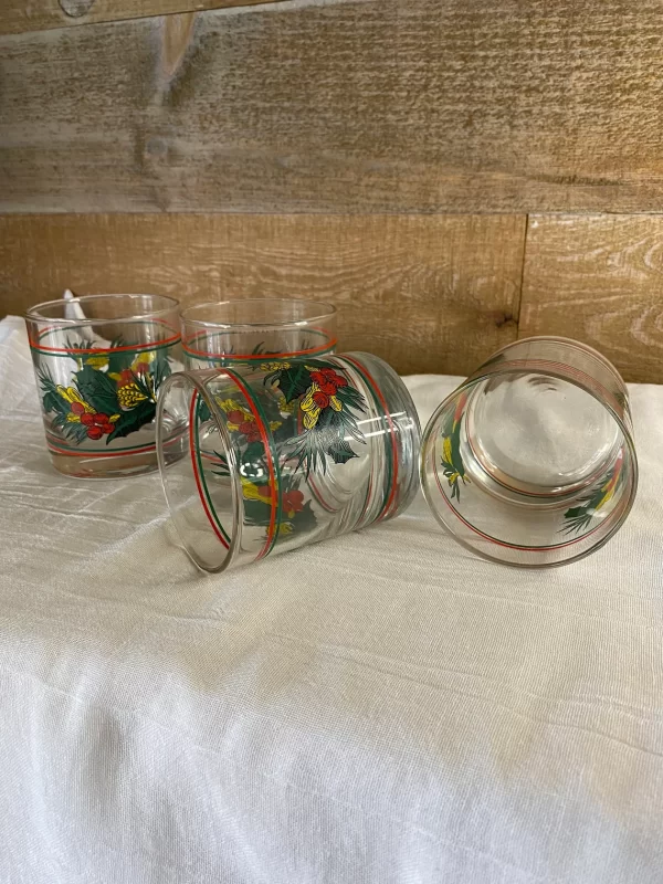 vintage Christmas drinking glasses inside