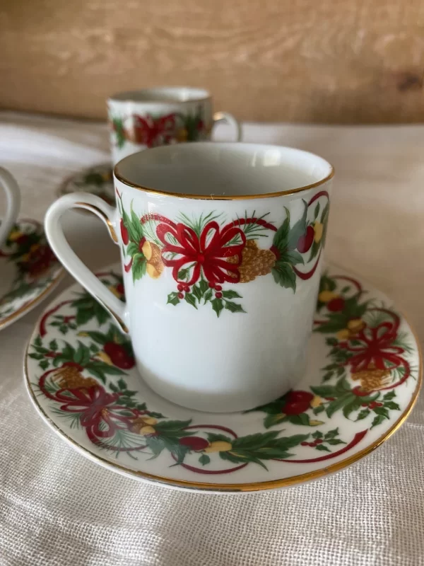 Christmas demitasse cups close image of detailed design