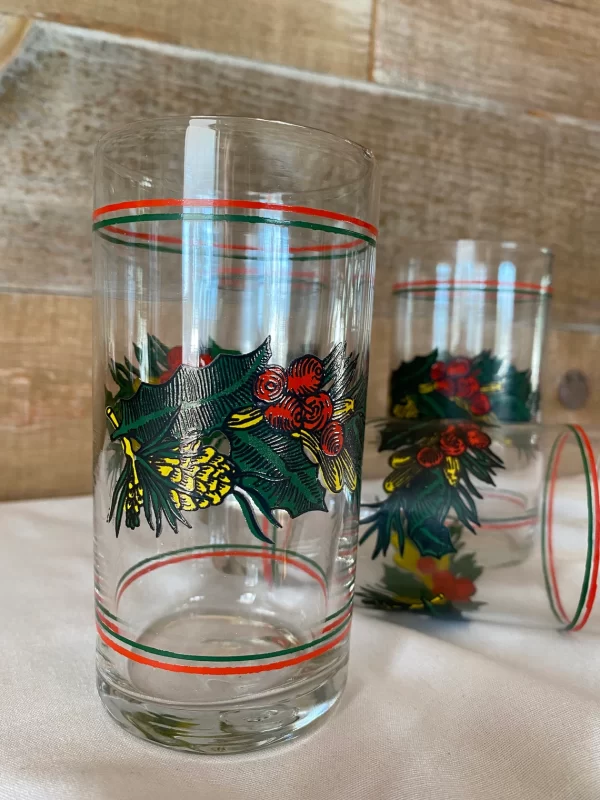 glass Christmas tumblers holly berry pinecone