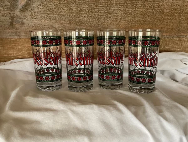 vintage holiday tumbler set front