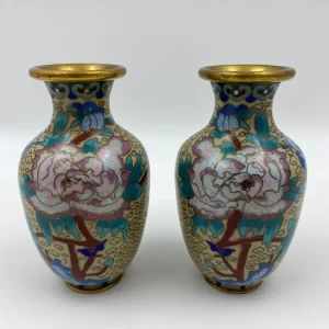 Japanese cloisonne vase close fronts