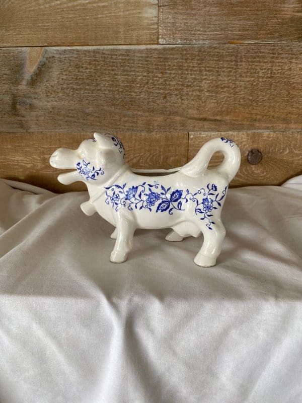 vintage cow creamer left side