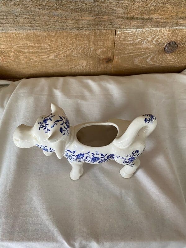 vintage cow creamer top