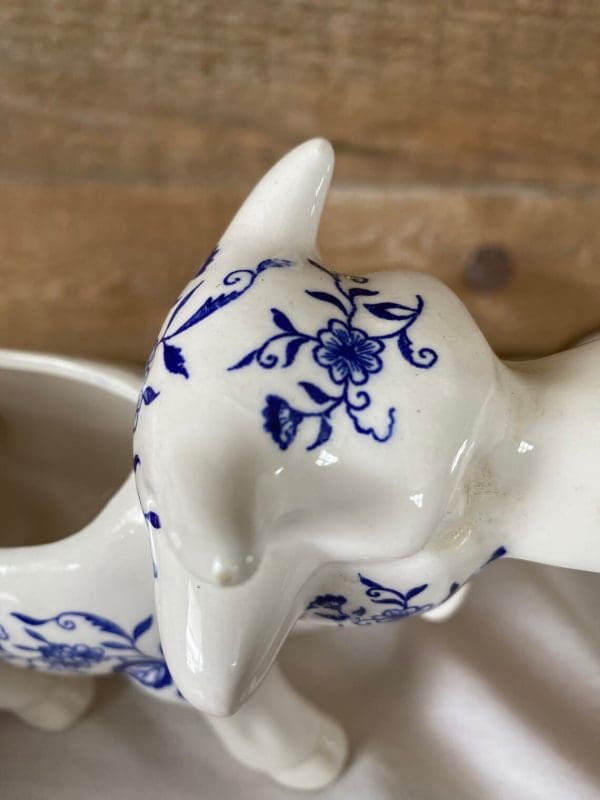 vintage cow creamer horn