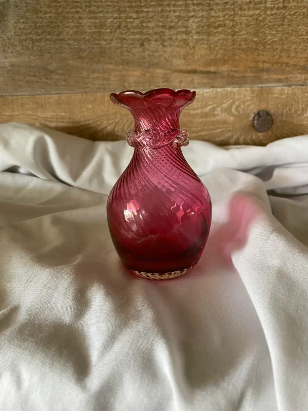 Rossi cranberry glass vase swirled detail