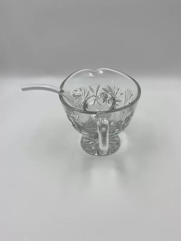 crystal gravy boat handle