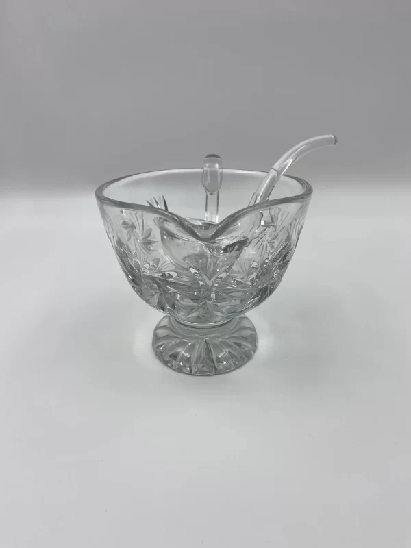 crystal gravy boat spout, front