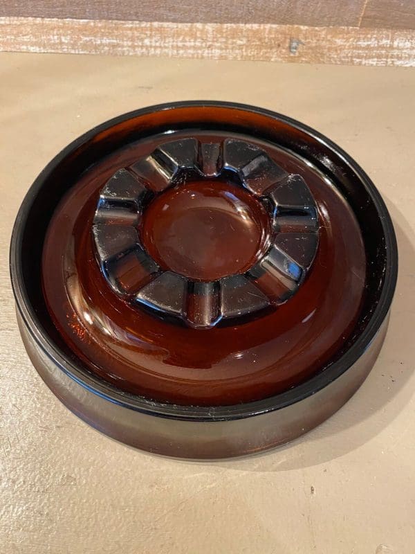 Vintage glass cigar ashtray dark amber, round close