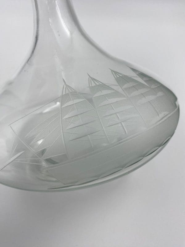 decanter with etched ship beautiful etching detail work