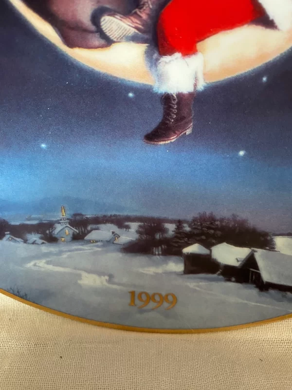 1999 Avon Christmas plate close of year