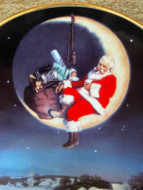 1999 Avon Christmas plate close of Santa sleeping on the moon