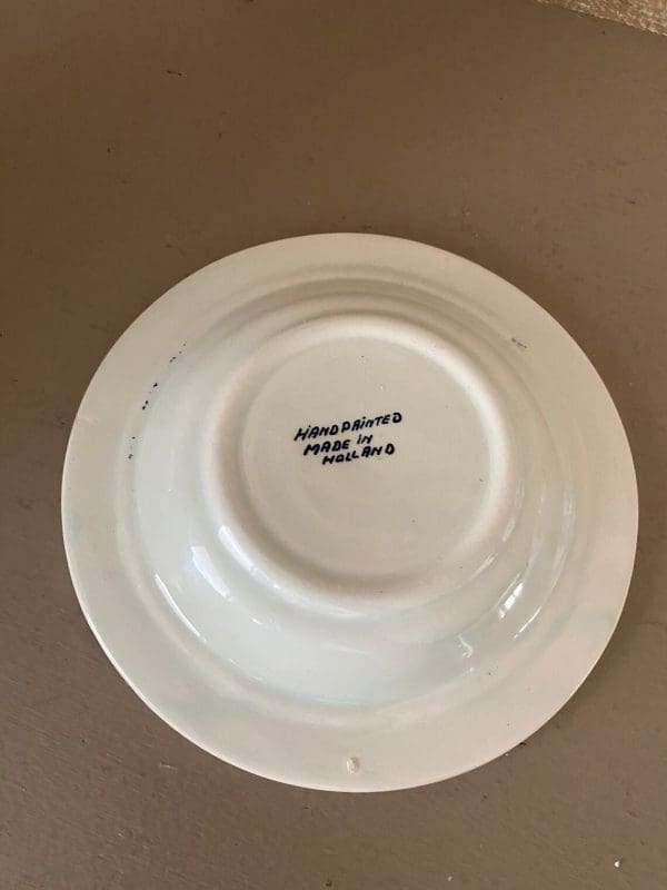 vintage holland ashtray back zoomed out