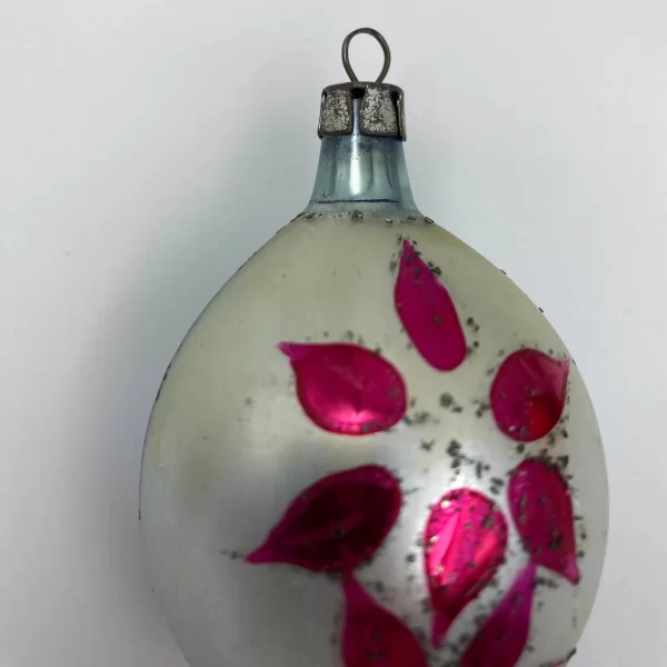 vintage glass Christmas ornaments top