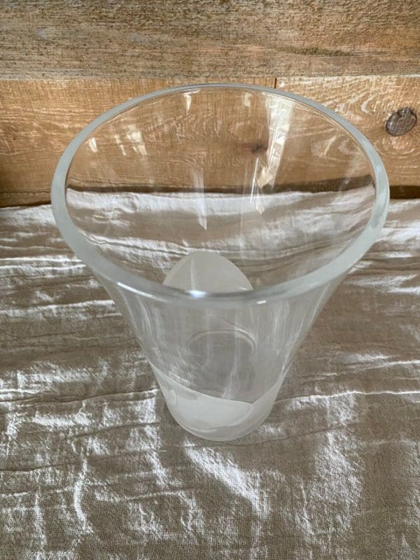 frosted glass vase top