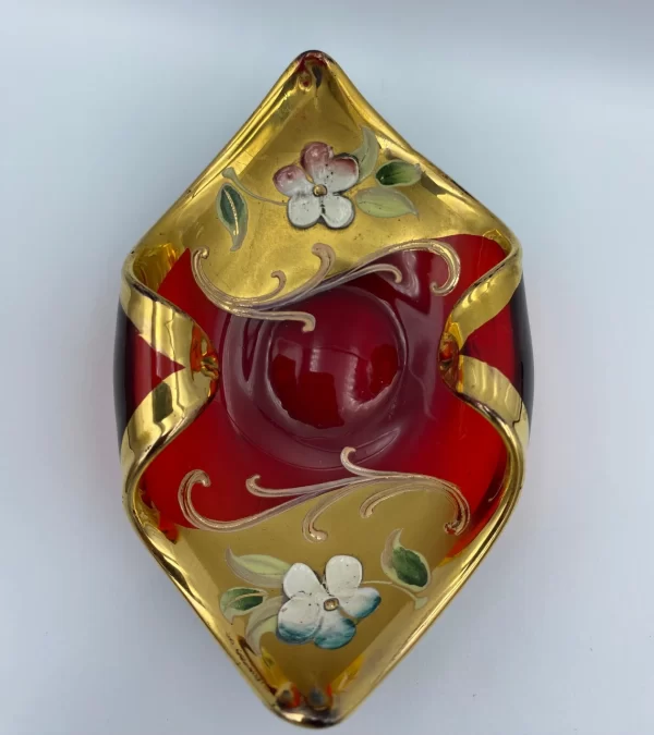 Red Murano glass Venetian gold gilded dish close for detail