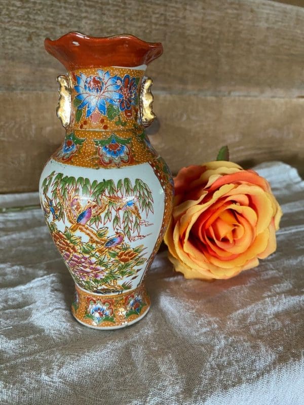 vintage bird vase back