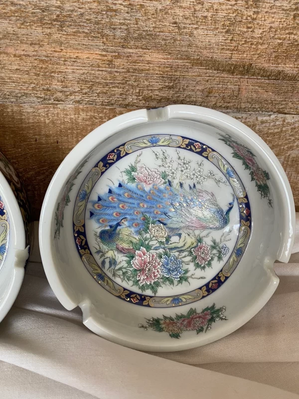 Peackock ashtrays vintage set of two porcelain side view wall 2