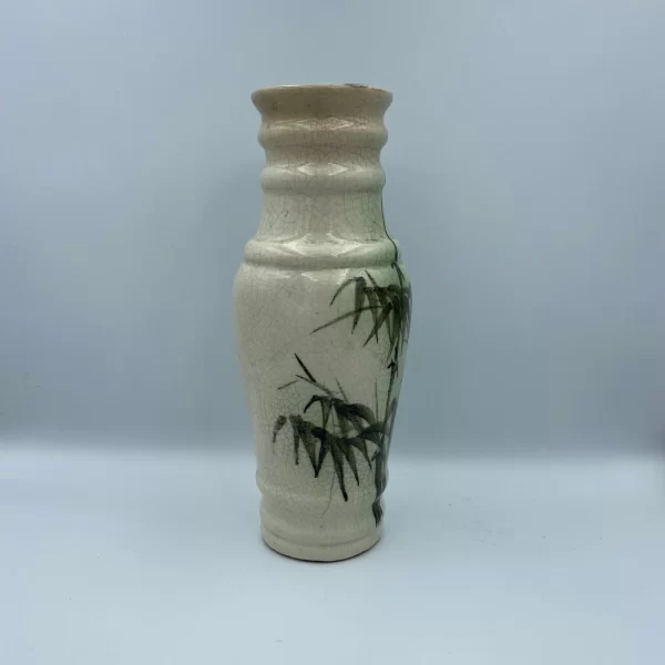 vintage porcelain vases right side