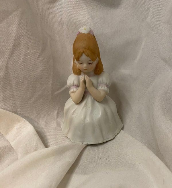 first communion figurines girl praying