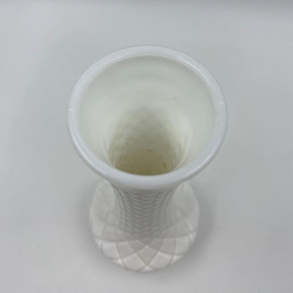 vintage white milk glass vase rim