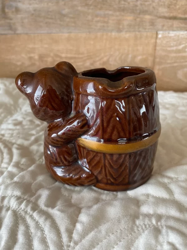 Bear ashtray vintage 1960s brown glaze showing back