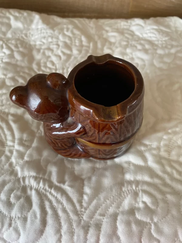 Bear ashtray vintage 1960s brown glaze back top view