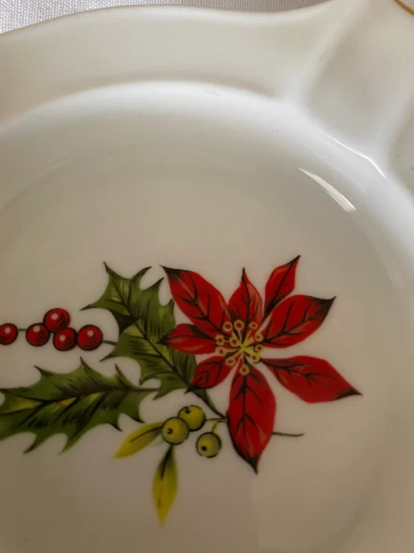 Poinsettia ashtray Royal Adderley 1970s closeup o design