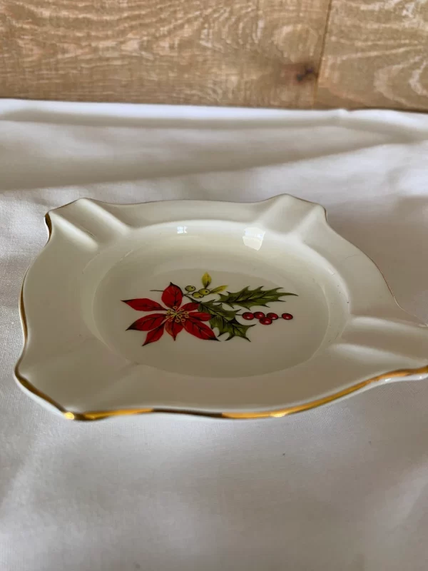 Poinsettia ashtray Royal Adderley 1970s front view