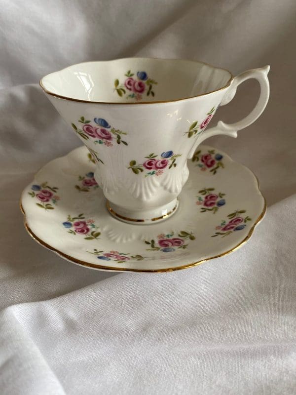 Royal Albert bone china tea cup floral pattern main view