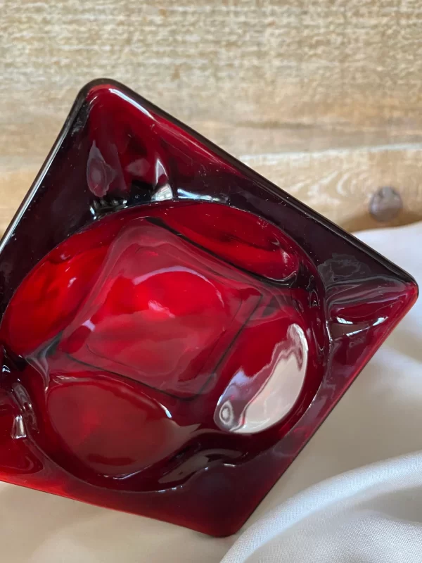 Red glass ashtray vintage 1970s ruby red front view 2