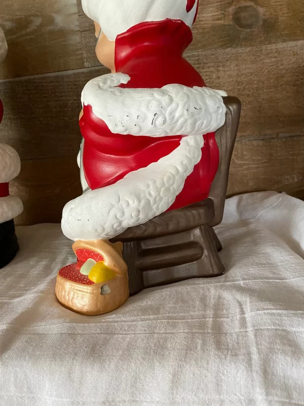 vintage ceramic Santa and Mrs. Claus scuffs and a chip