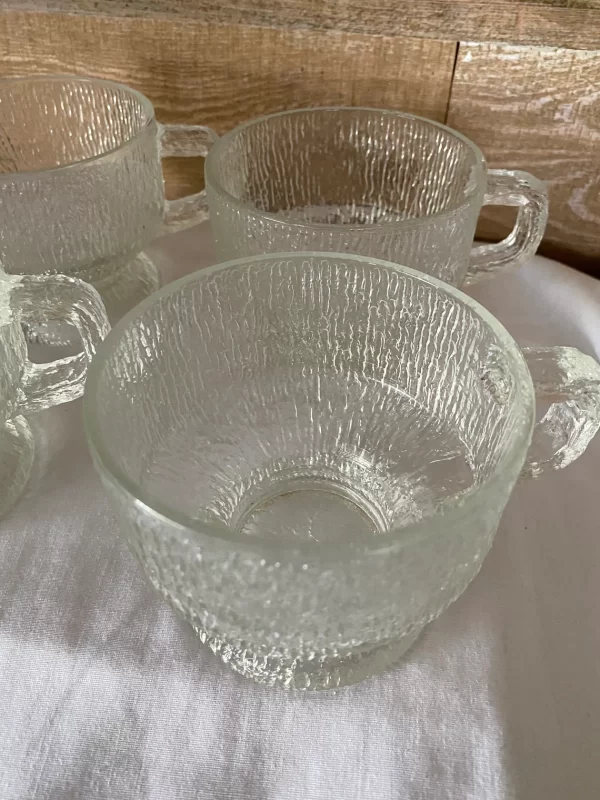 vintage glass coffee mugs top