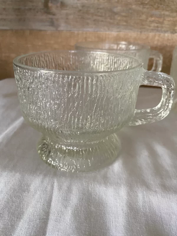 vintage glass coffee mugs front close view to show bark texture