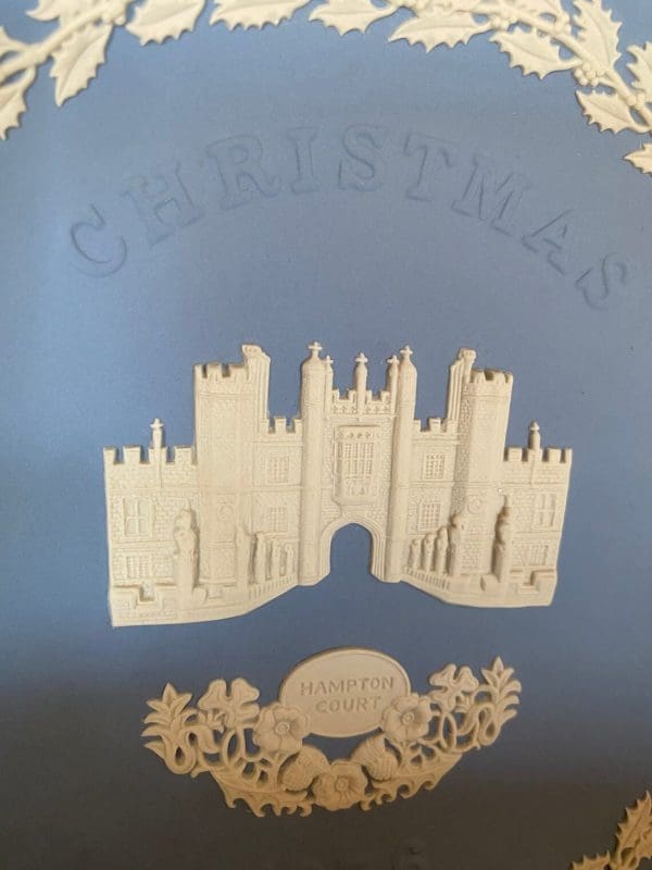 Wedgwood Christmas plates middle detail