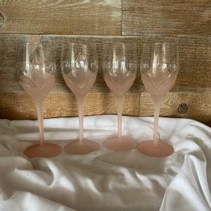 vintage pink wine glasses set of four frosted pink bases and stem