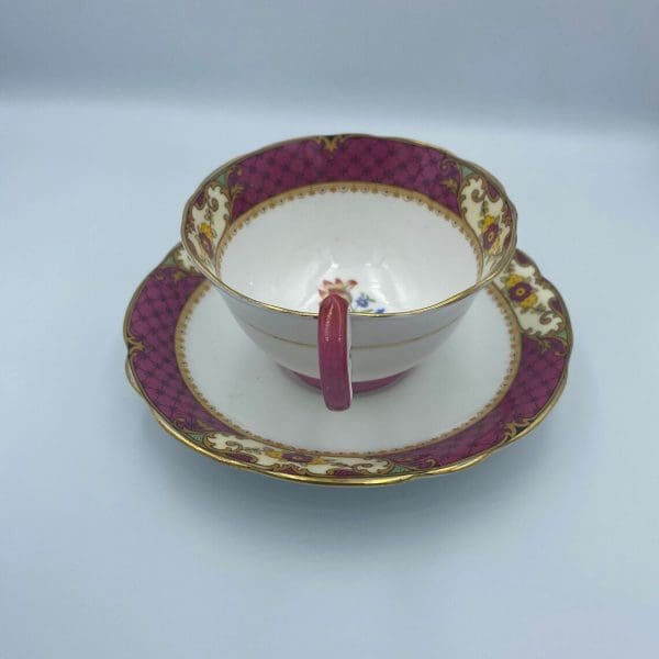 Aynsley China England Deep Pink and Black Lattice Floral Bouquets Gold Trim handle