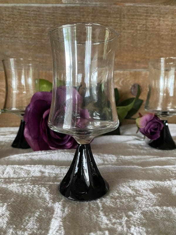 black stem glassware close clear top fancy bar glasses