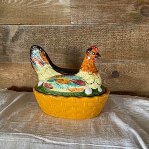 chicken egg holder Hen Chicken On Nest ceramic hand painted side