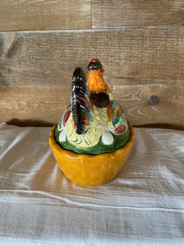 chicken egg holder Hen Chicken On Nest ceramic hand painted tail