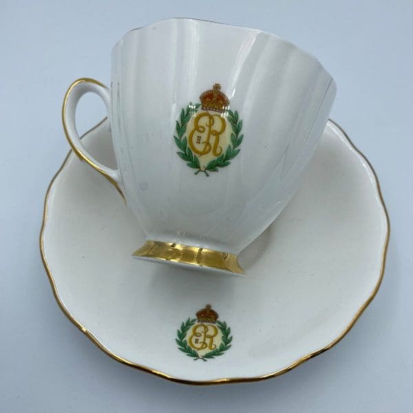 Queen Elizabeth tea cup Royal visit to Canada 1959 ERII seal on both cup and saucer